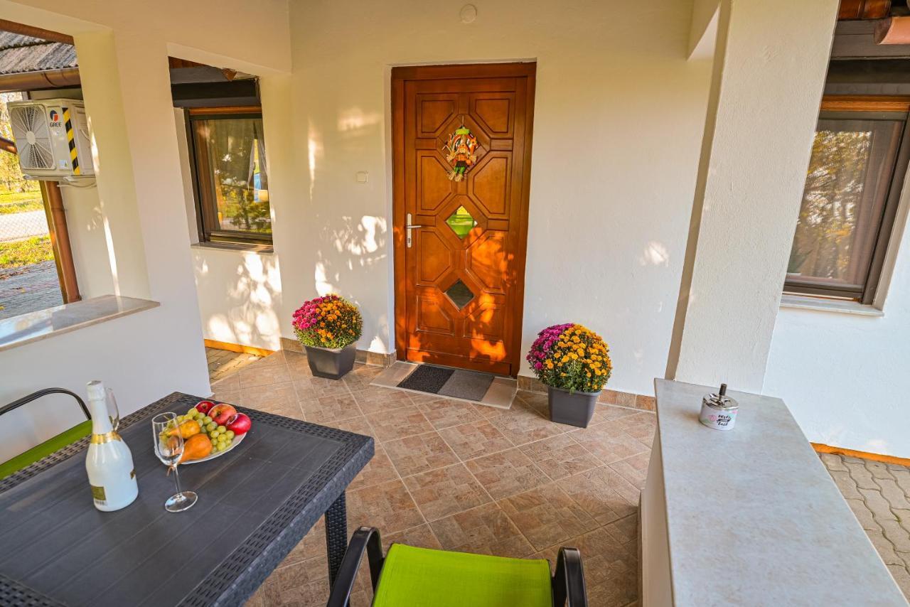 Kopa Vendeghaz Apartment Szigetvar Ngoại thất bức ảnh